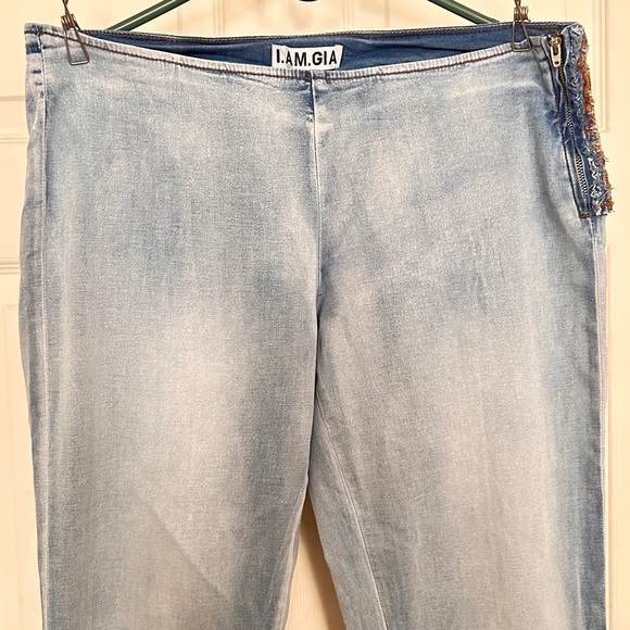 xlist - Large I.AM.GIA Flare Denim - Light Wash 34” Inseam - Picture 8 of 8